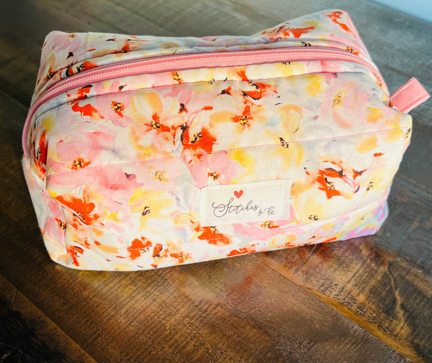 Cosmetic bag